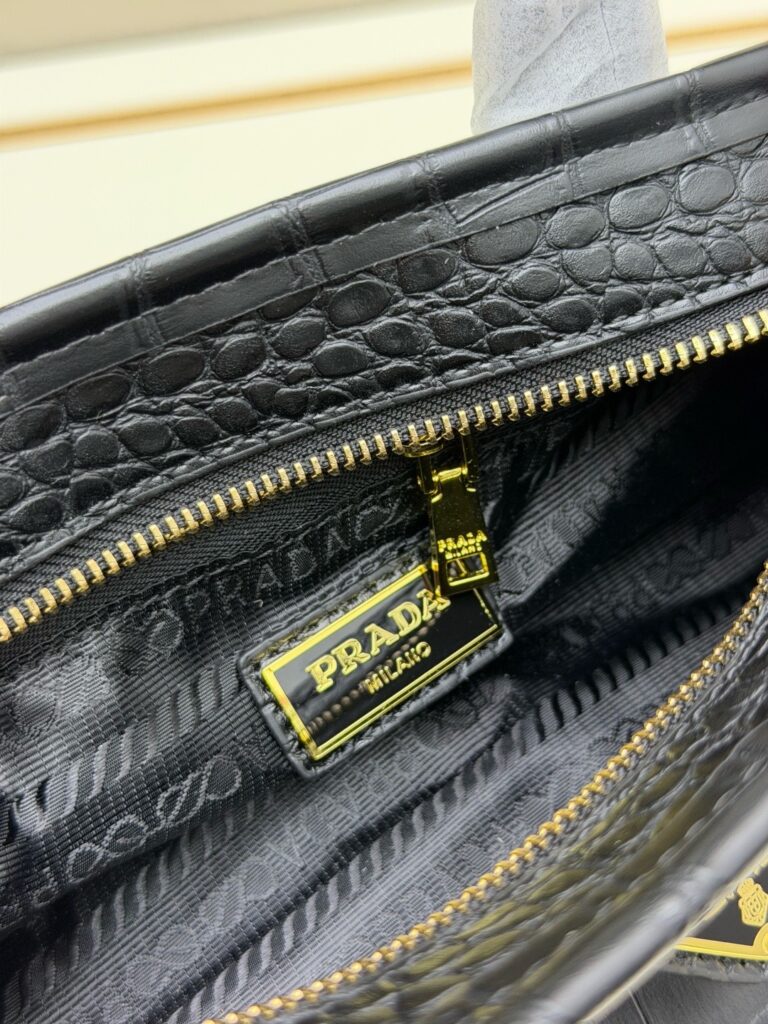 Victoria Croc-Embossed Handbag - 3 Colors Available,Premium Quality 10=== (11)