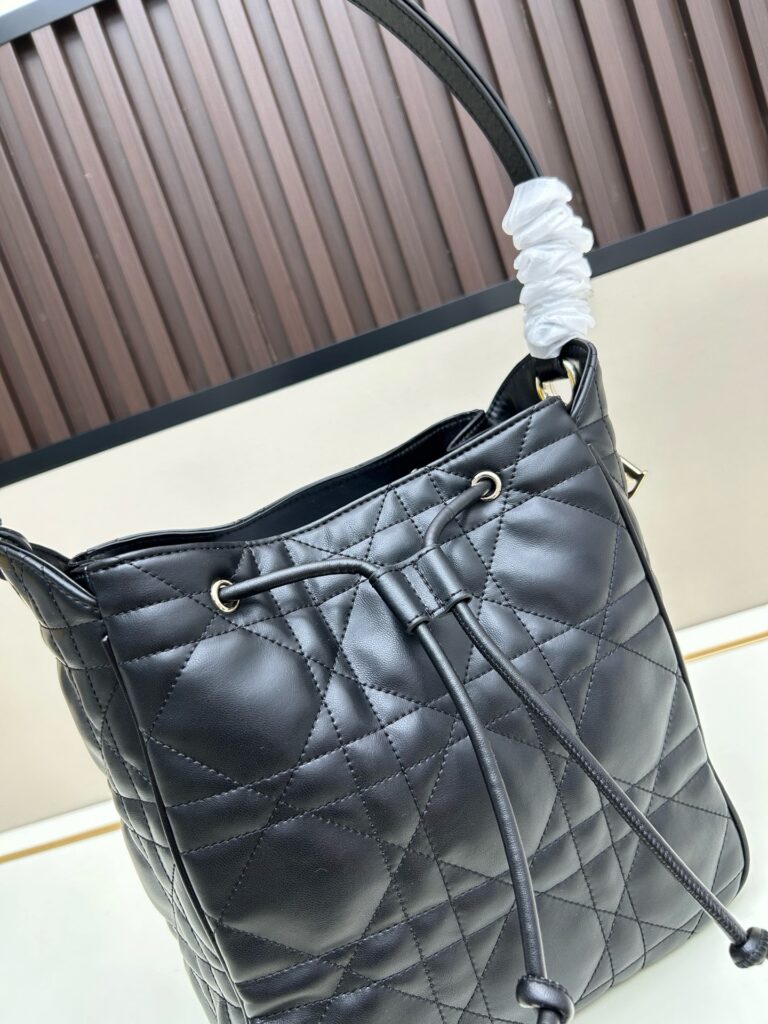D-Motion Shoulder & Crossbody Bag – 2 Colors Available 11 (12)