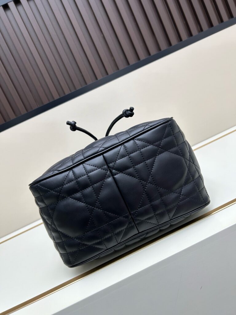 D-Motion Shoulder & Crossbody Bag – 2 Colors Available 11 (13)