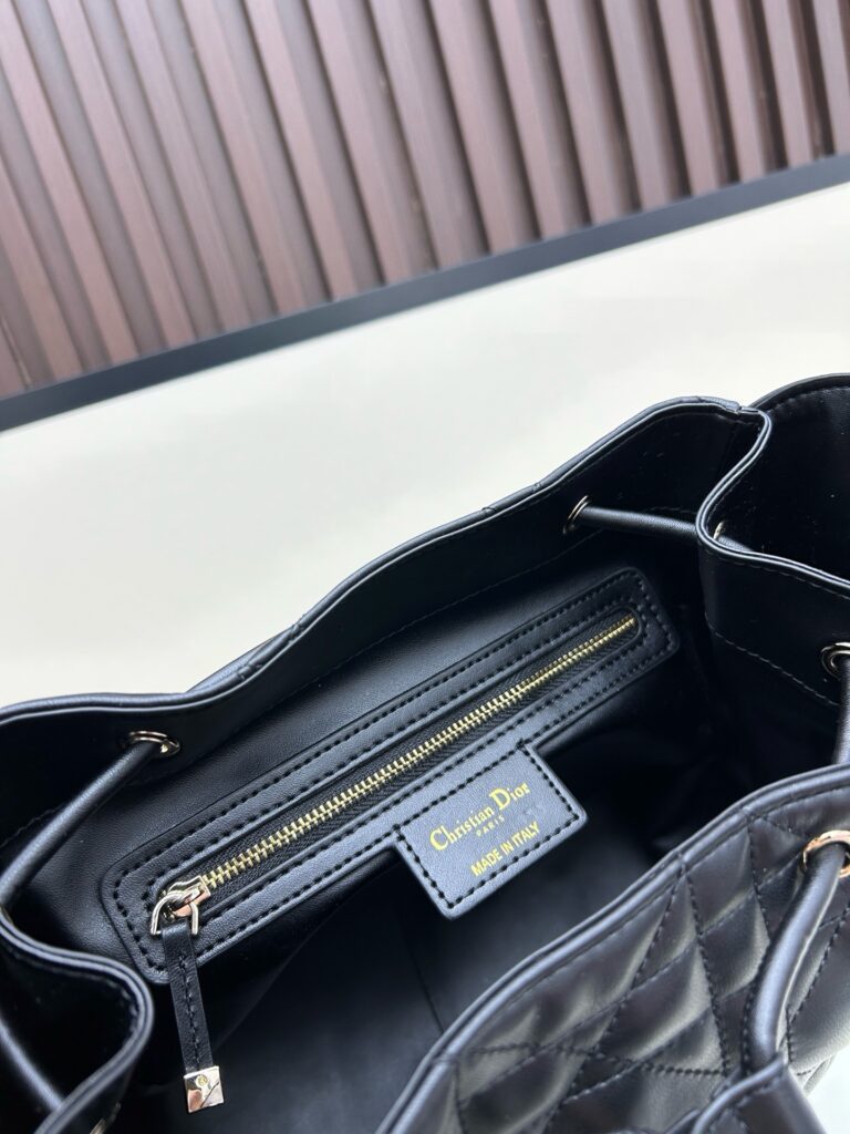 D-Motion Shoulder & Crossbody Bag – 2 Colors Available 11 (16)