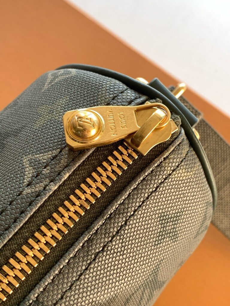 Keepall 25 Bag|Monogram Eclipse Reverse Style - 2 Colors Available,Premium Quality 14=== (17)