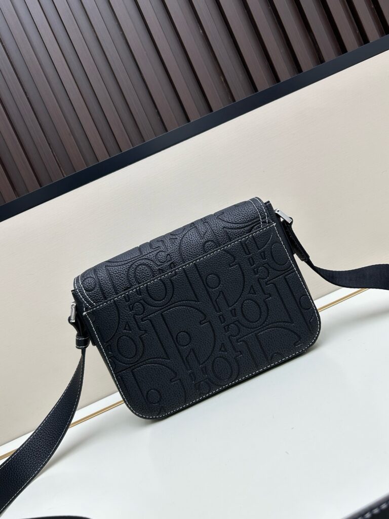 Gravity Print Saddle Messenger Bag - 2 Colors Available 14 (3)