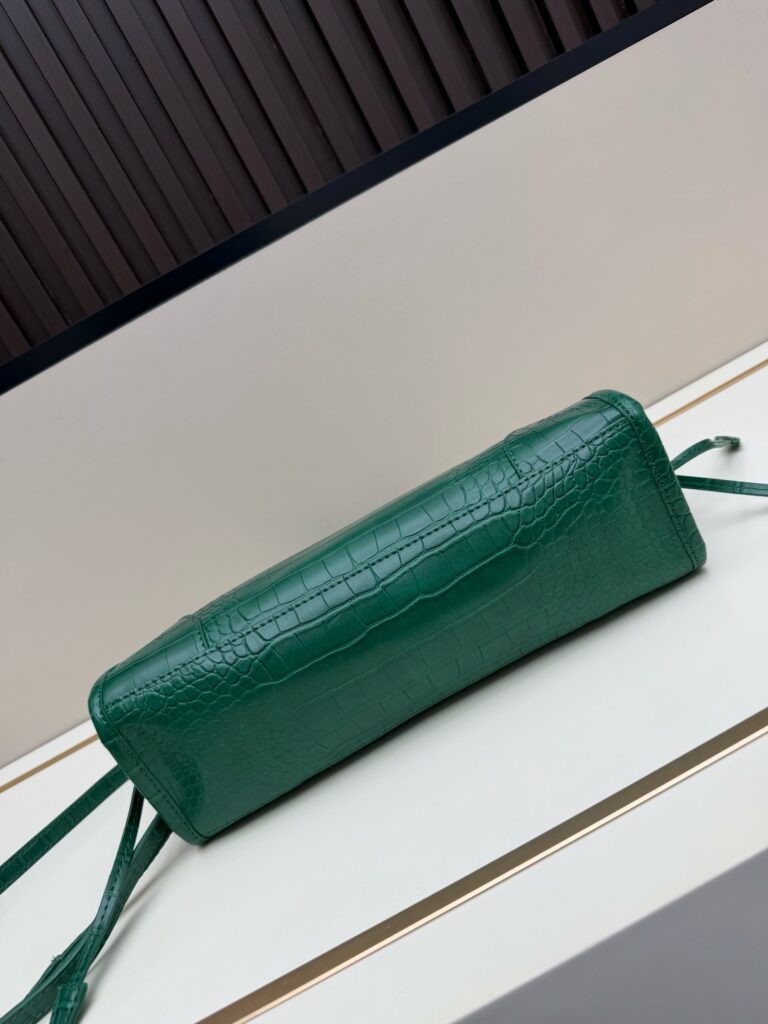 Victoria Croc-Embossed Handbag 5 Colors Available,Premium Quality 14=== (8)