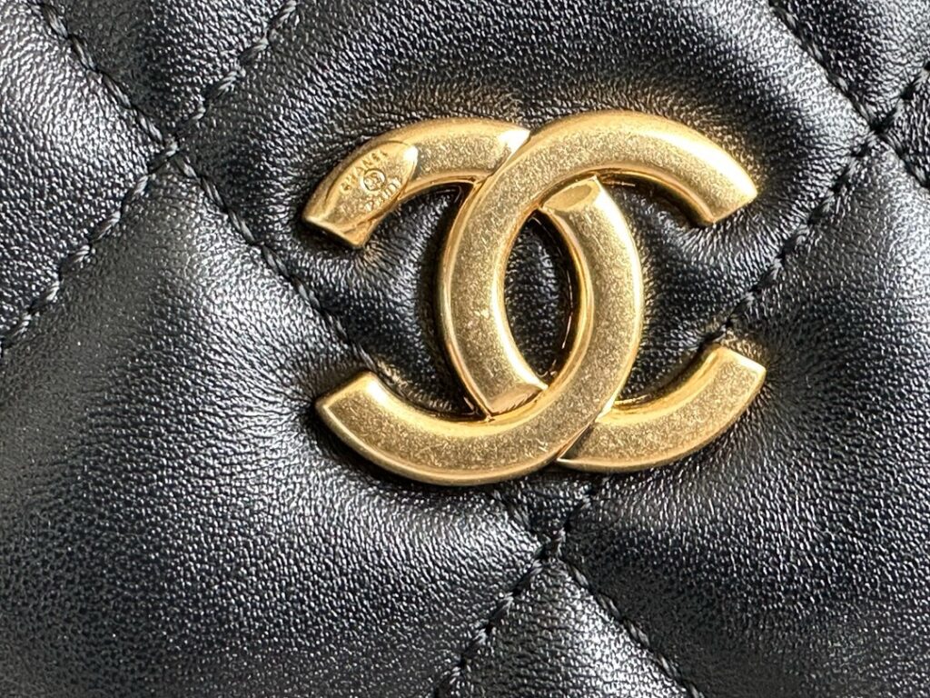 16 (8)