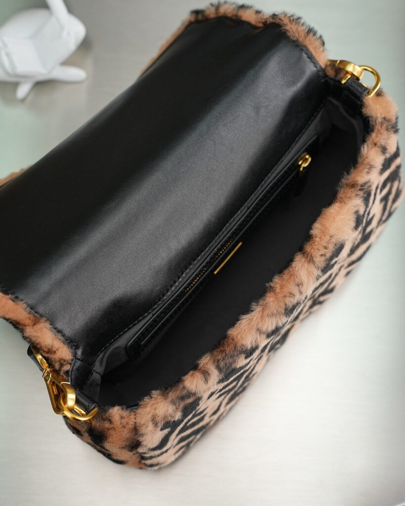Baguette Flap Bag - 2 Sizes Available, Premium Quality 19 (8)