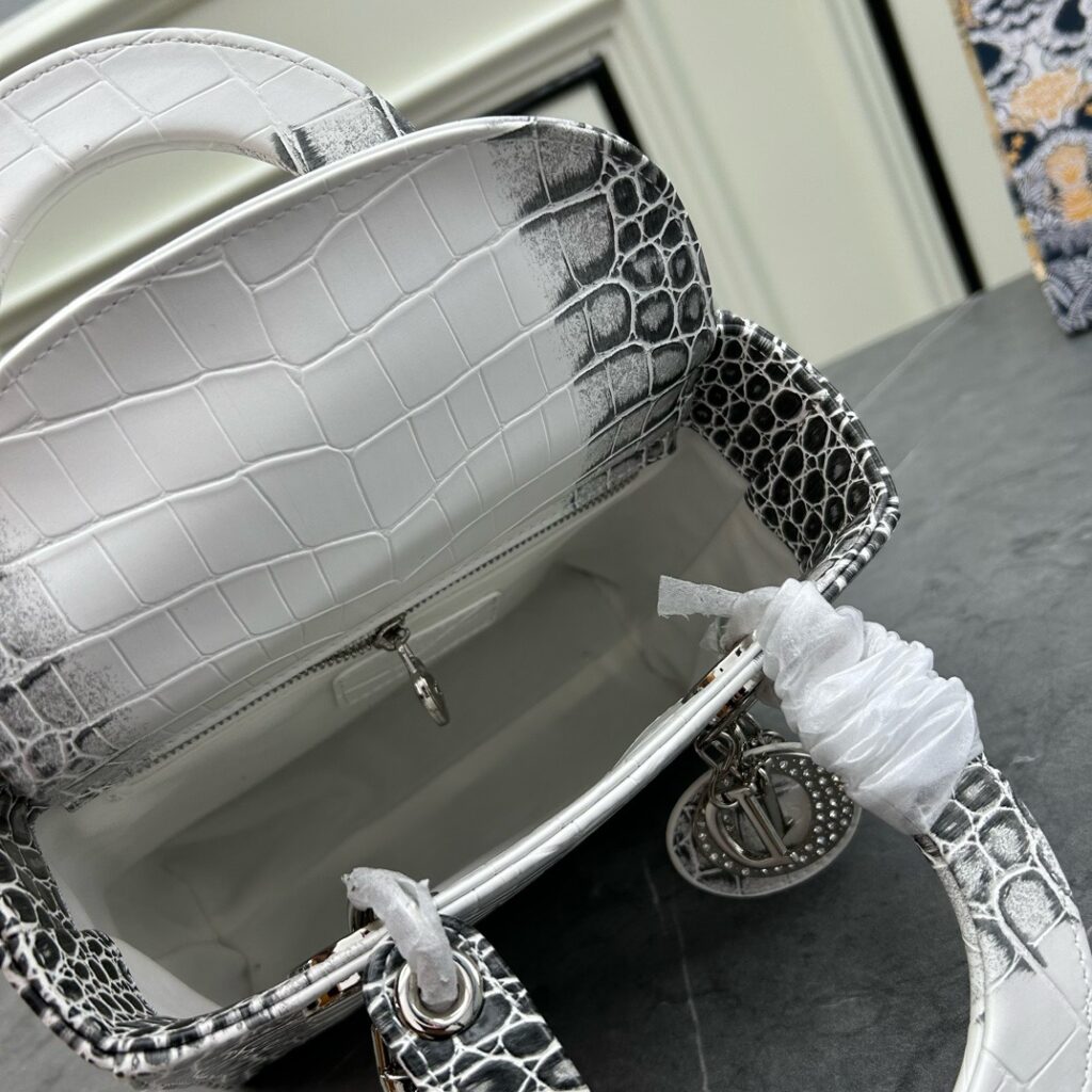 Mini Lady Classic Diamond Style – 4 Colors Available 28 (11)