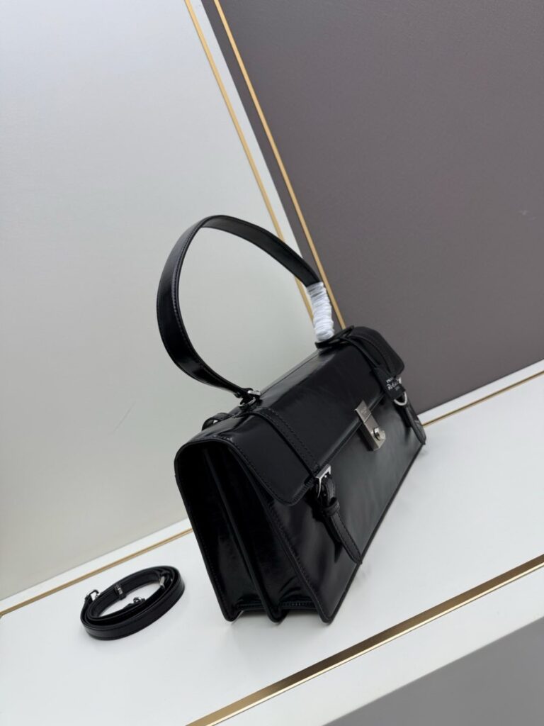 Soft Lux Top Handle Crossbody Bag - Premium Quality 31 大号 (2)