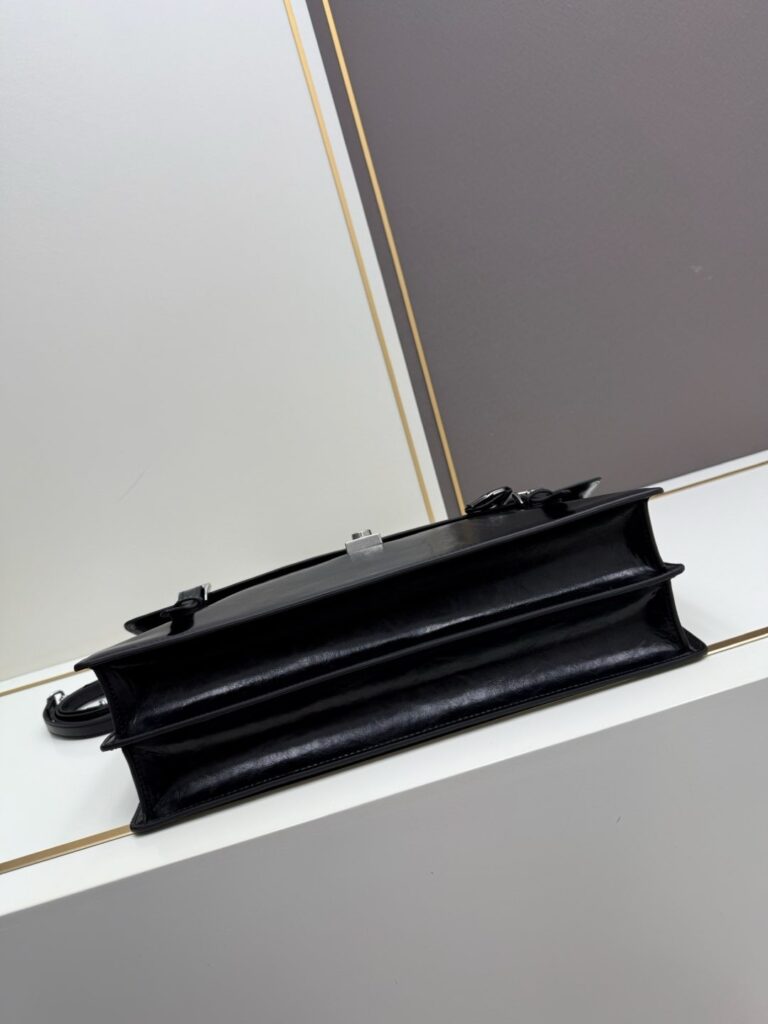 Soft Lux Top Handle Crossbody Bag - Premium Quality 31 大号 (5)