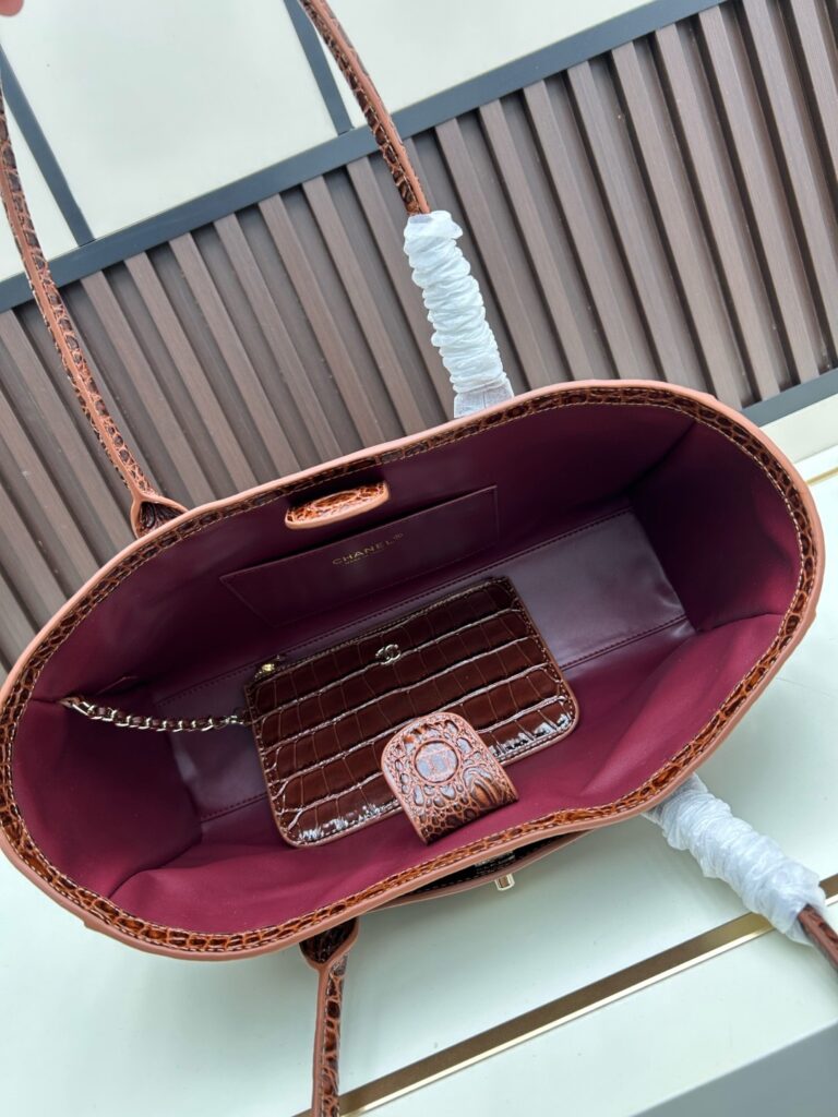 26SS Croc-Embossed Handbag - 3 Colors Available 32=== (11)