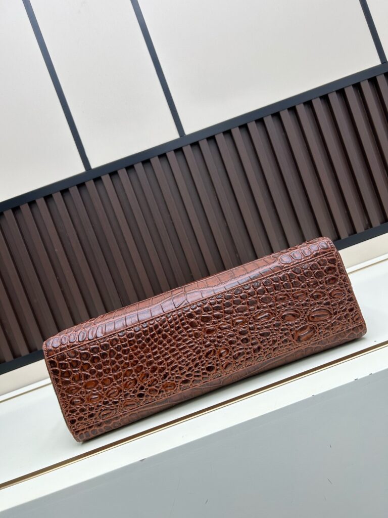 26SS Croc-Embossed Handbag - 3 Colors Available 32=== (9)