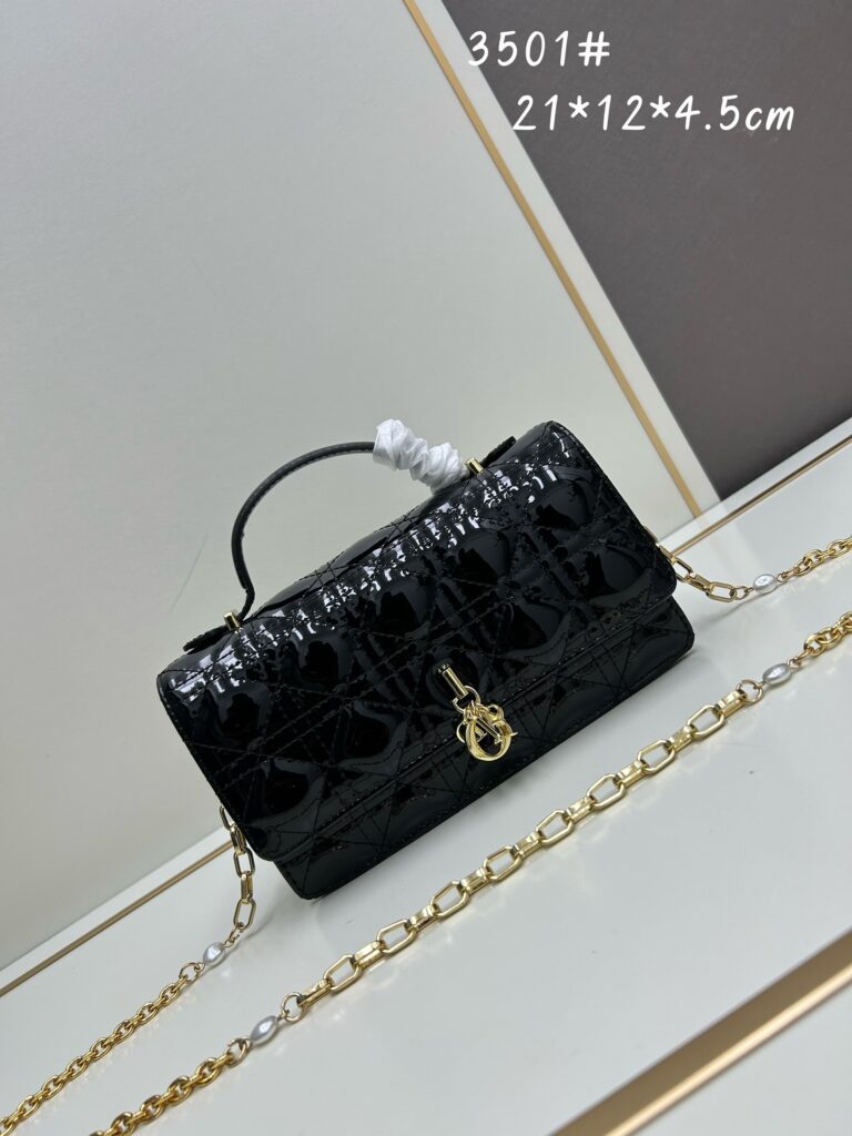 Patent Pearl Clutch – 4 Colors Available 33 (3)