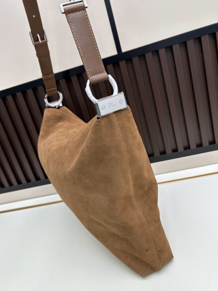 Dior-Inspired Runway Shoulder Bag – Large Size, Multiple Colors Available 46 (8)