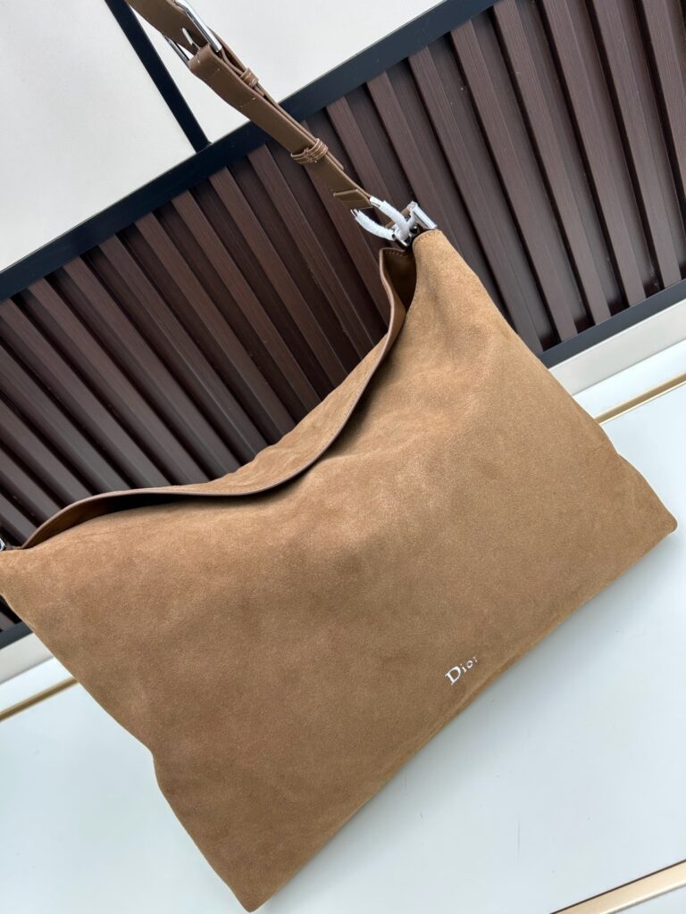 Dior-Inspired Runway Shoulder Bag – Large Size, Multiple Colors Available 46 (9)