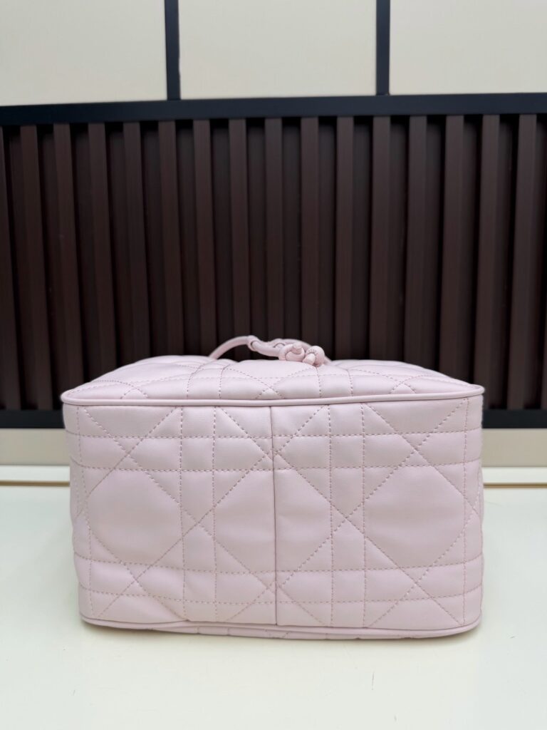 D-Motion Large Shoulder & Crossbody Bag – 3 Colors Available 5 (1)