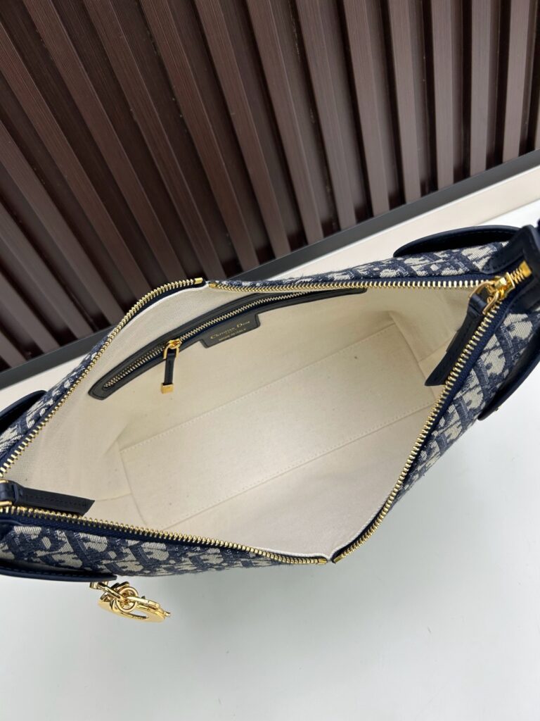 Voyage Dumpling Bag – Small Size 50 (21)