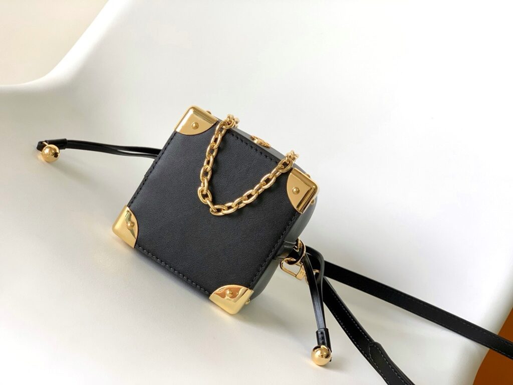 LV-Inspired Mini Bucket Bag - 2 Colors Available,Premium Quality 67 (7)