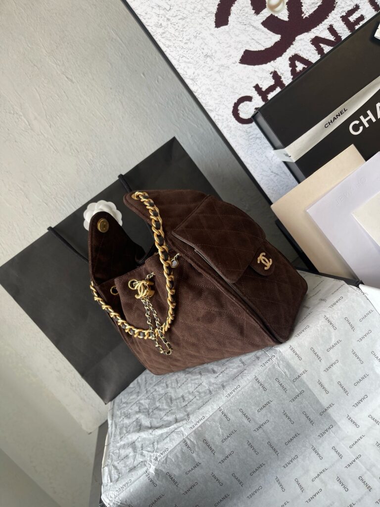 7 (10)