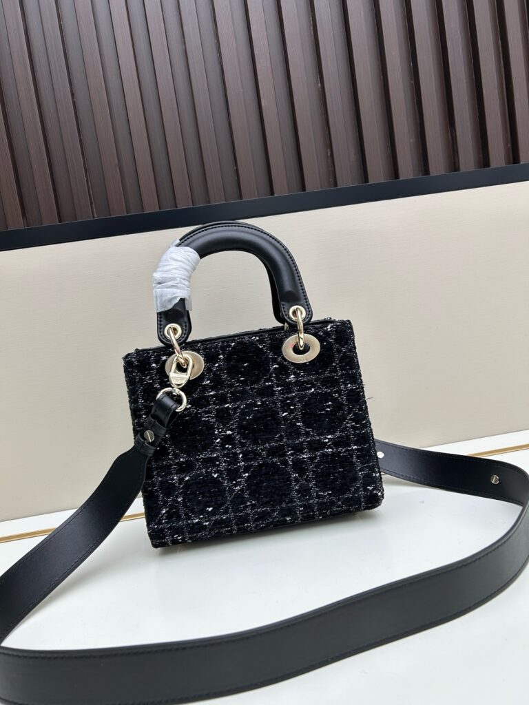 Tweed Cannage Bag – 3 Colors Available 7 (3)