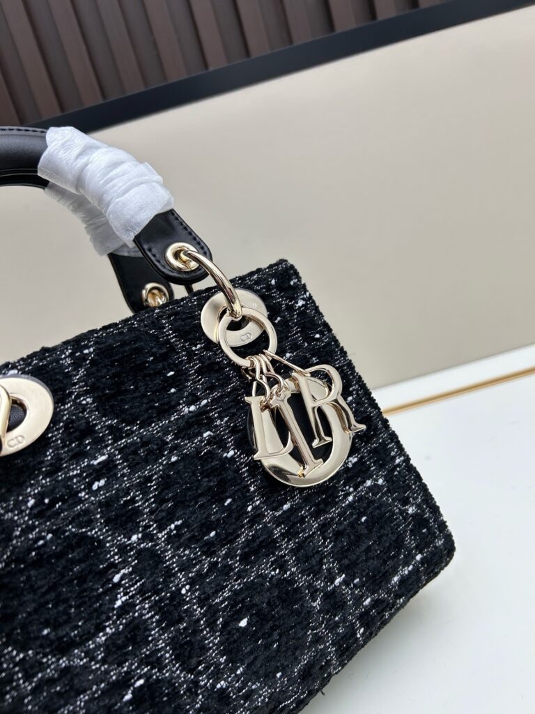 Tweed Cannage Bag – 3 Colors Available 7 (4)