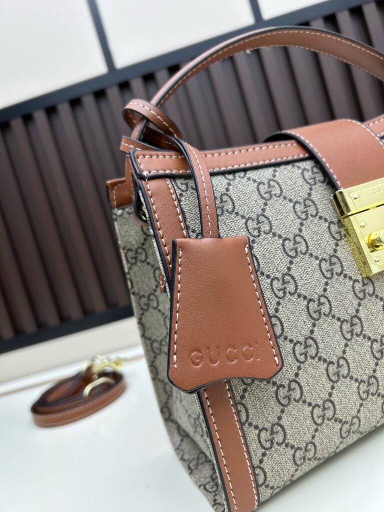 Padlock Medium Handbag 8=== (7)