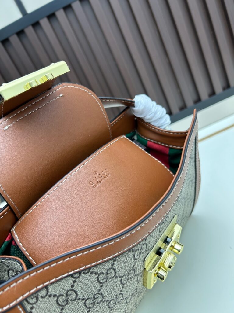 Padlock Medium Handbag 8=== (9)
