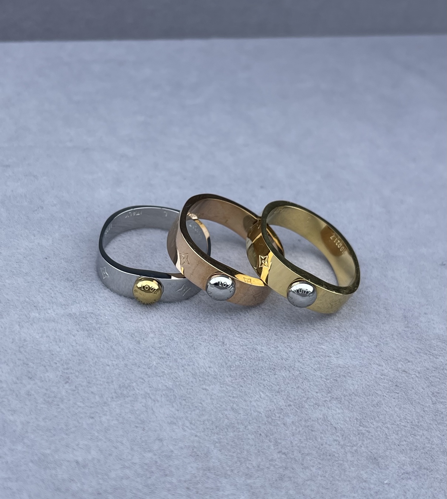 Louis Vuitton ring img 0811