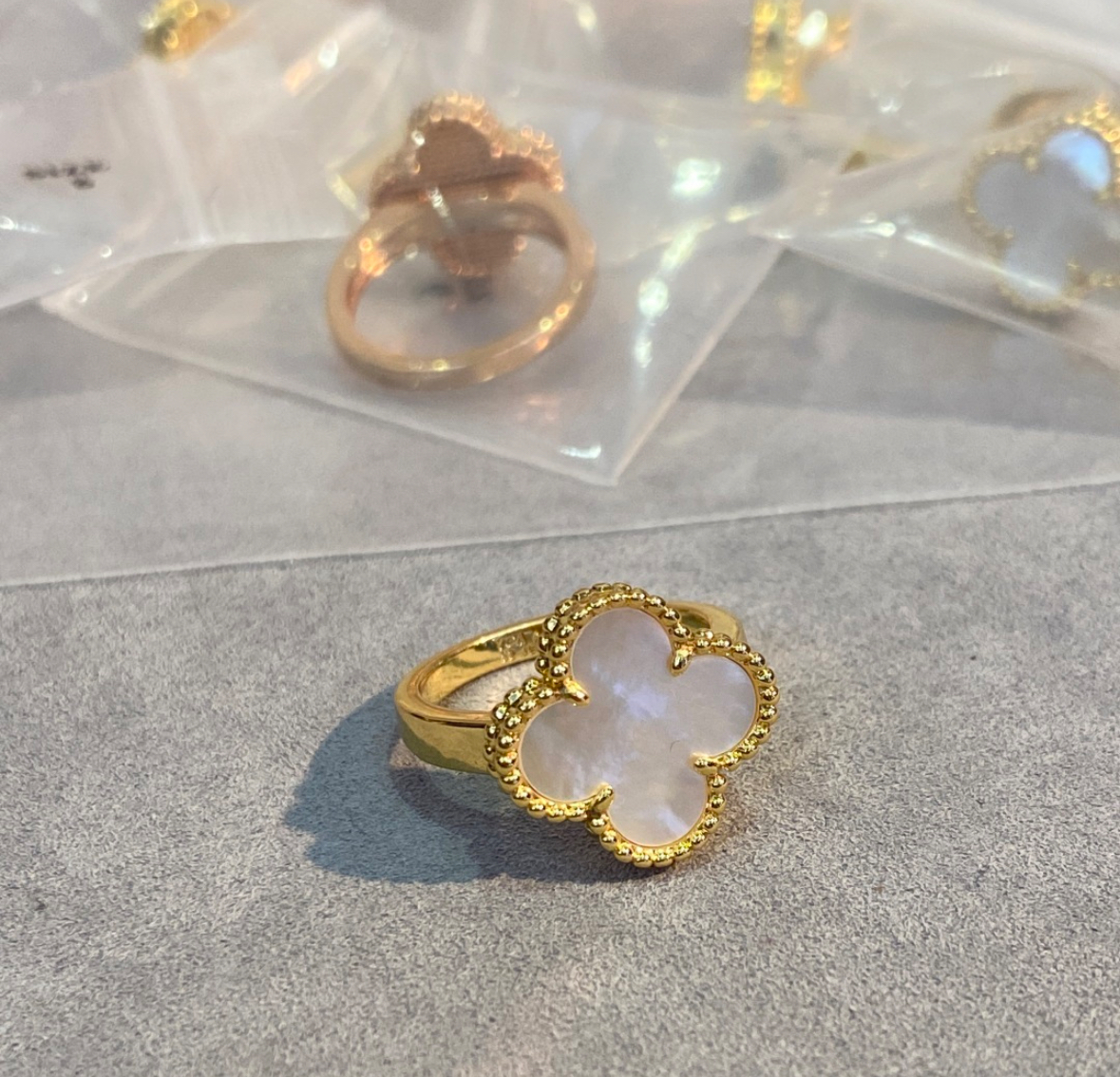 Vintage Alhambra ring IMG 8505