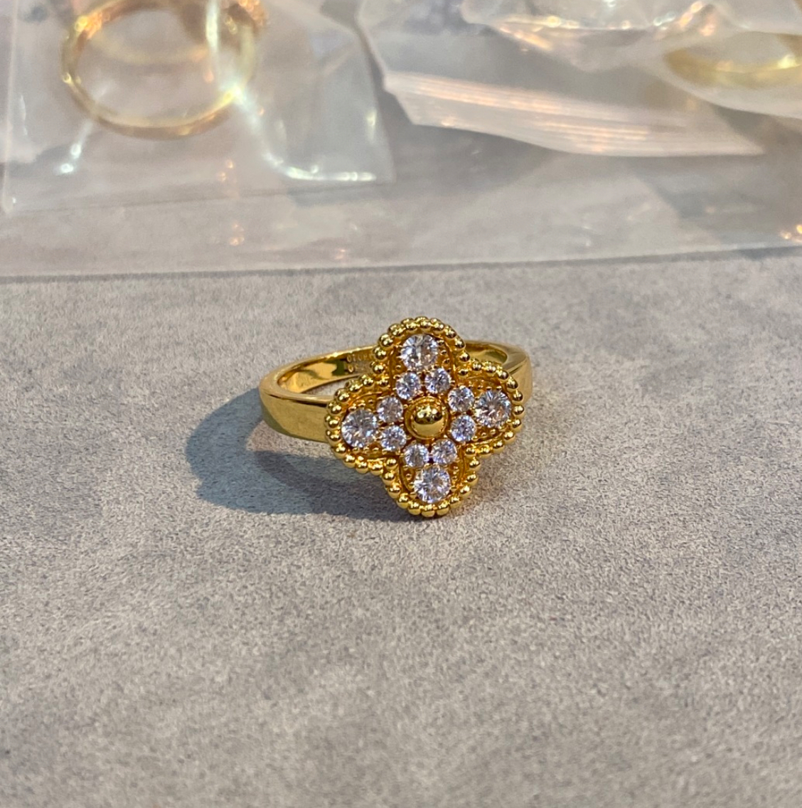Vintage Alhambra ring IMG 8508
