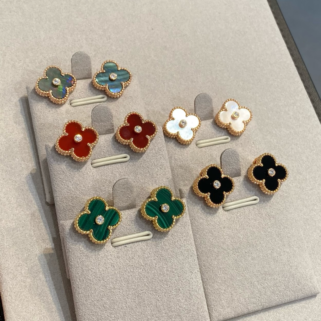 Vintage Alhambra earrings(1) auto draft