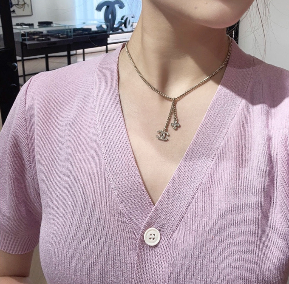 chanel's new necklace（1）