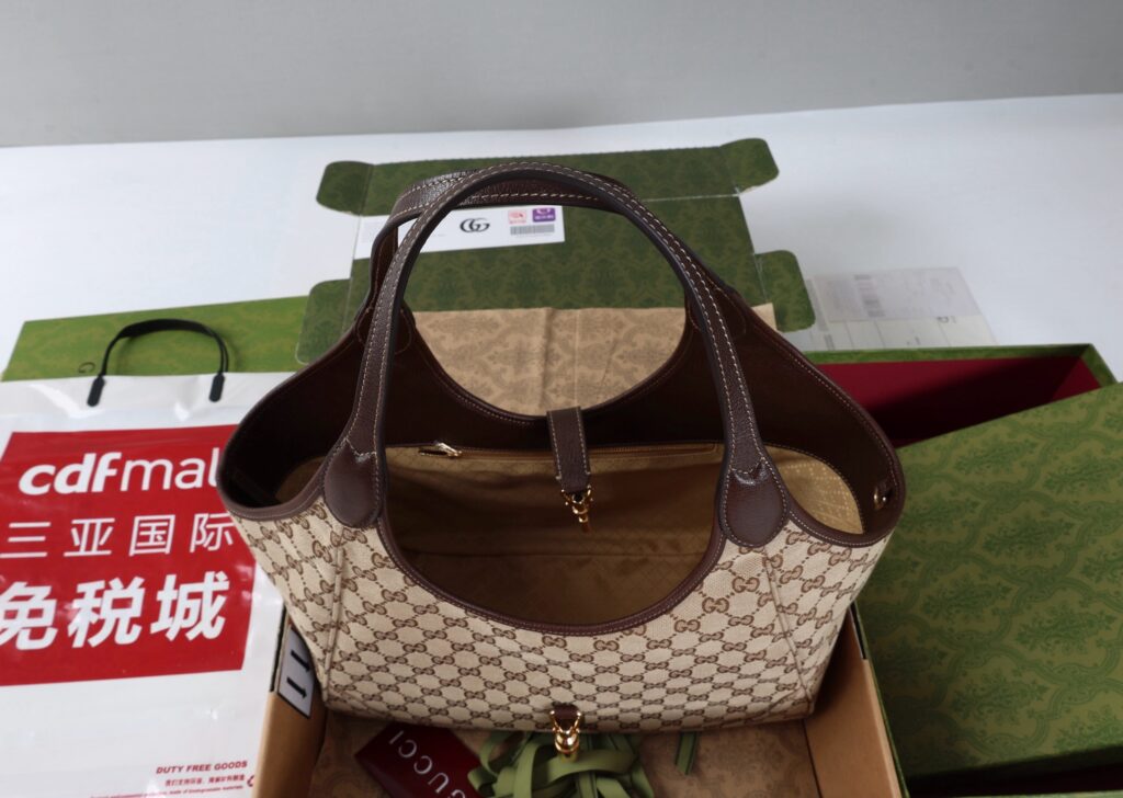 Beatrix Shoulder Bag - Premium Quality 22 (15)