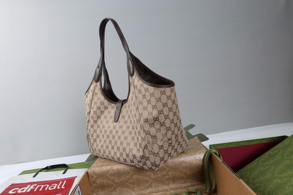 Beatrix Shoulder Bag - Premium Quality 22 (5)