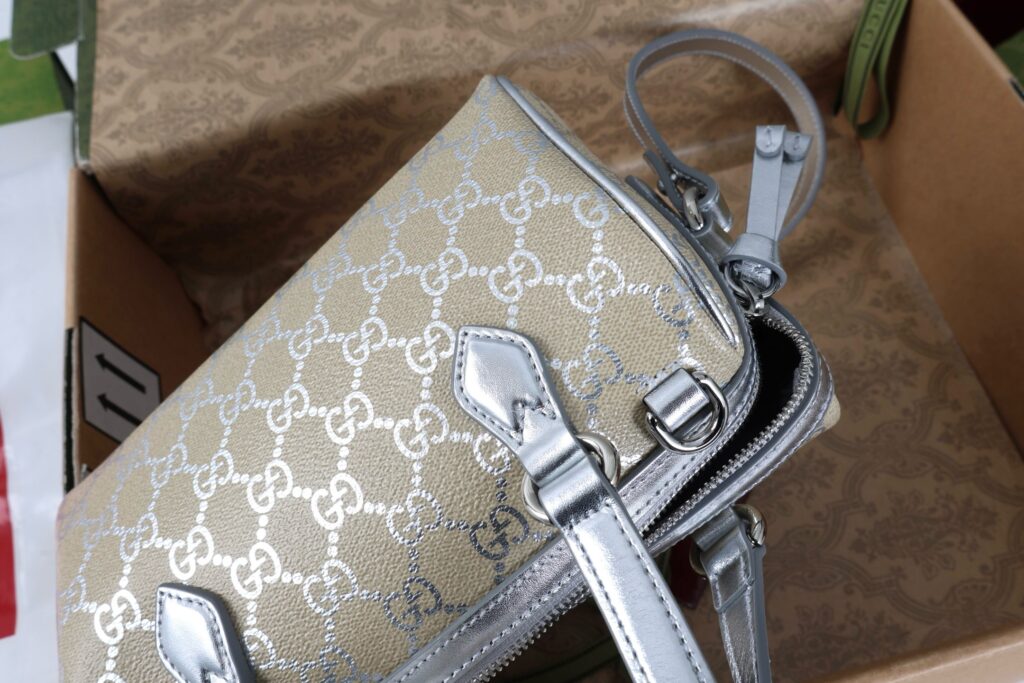 Emblem Mini Bag - Premium Quality 29 (14)