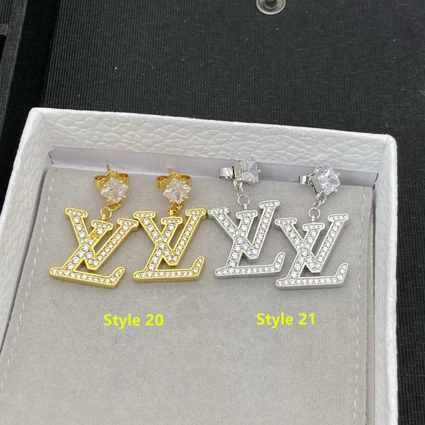 new louis vuitton earrings(1) new louis vuitton earrings(1)