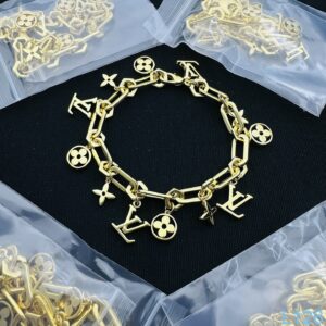 new louis vuitton bracelets （1）
