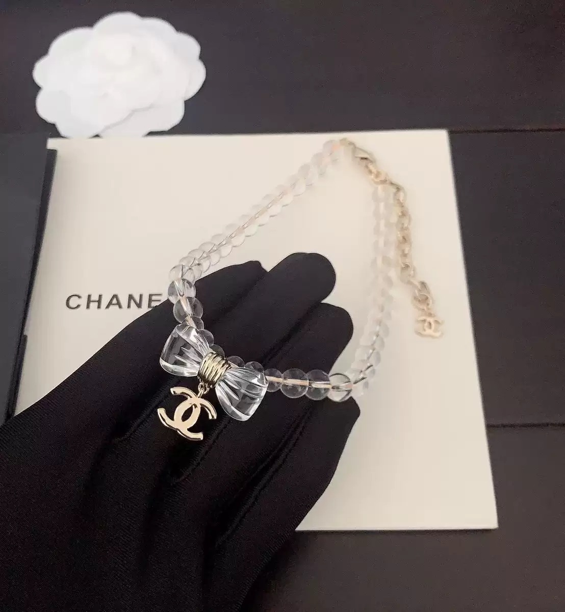 chanel's new necklace(2) chanel's new necklace(2)