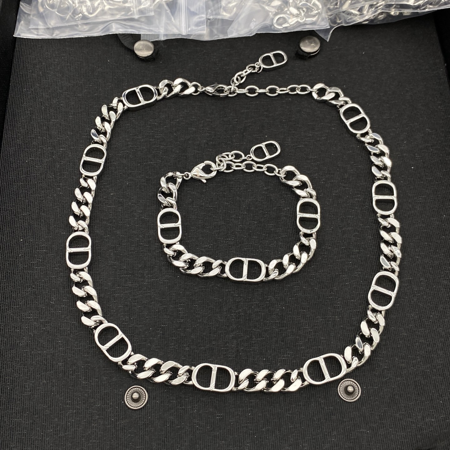 dior set(1) dior set(1)